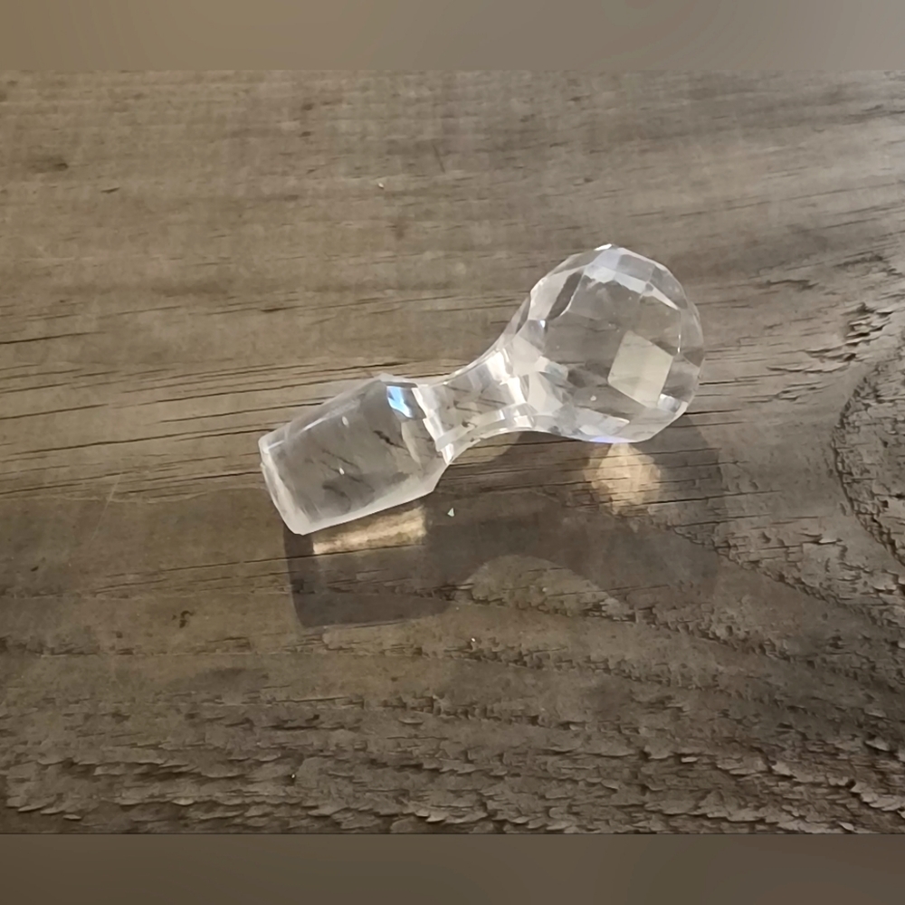 Vintage clear faceted decanter stopper